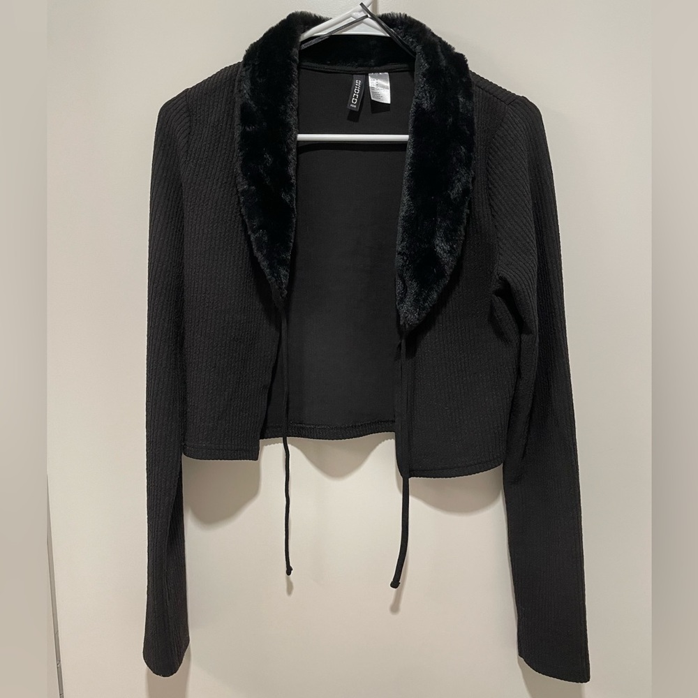 H&M Women's Black Shirt
